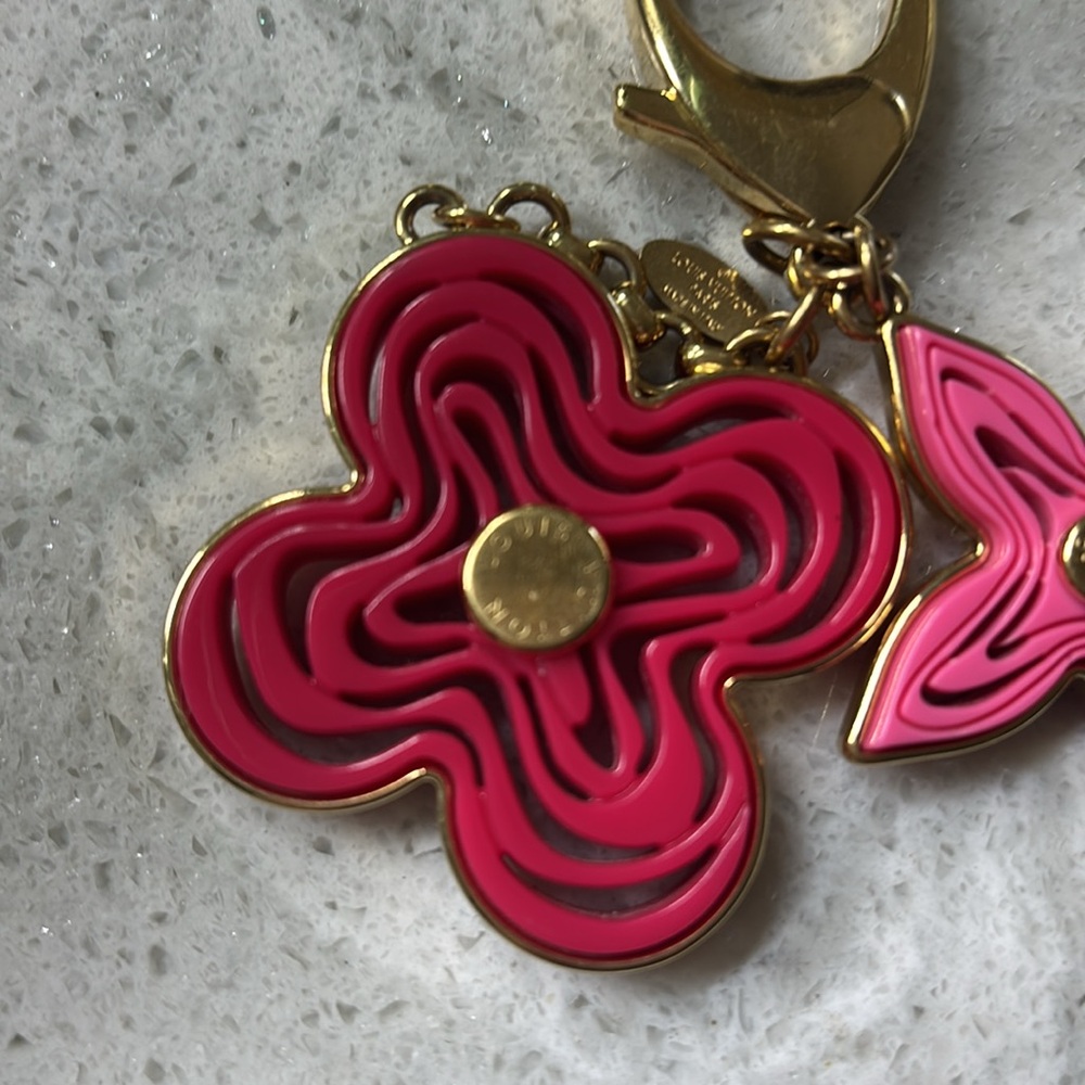 Louis Vuitton EUC limited edition floral bag charm/keychain 4 1/2 x 3 with COA - Picture 2 of 7